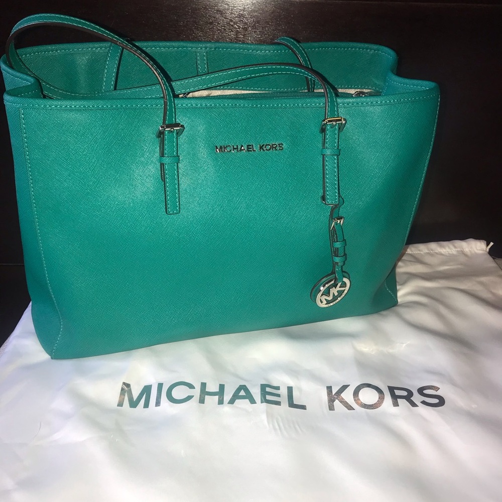 Michael Kors Tote
